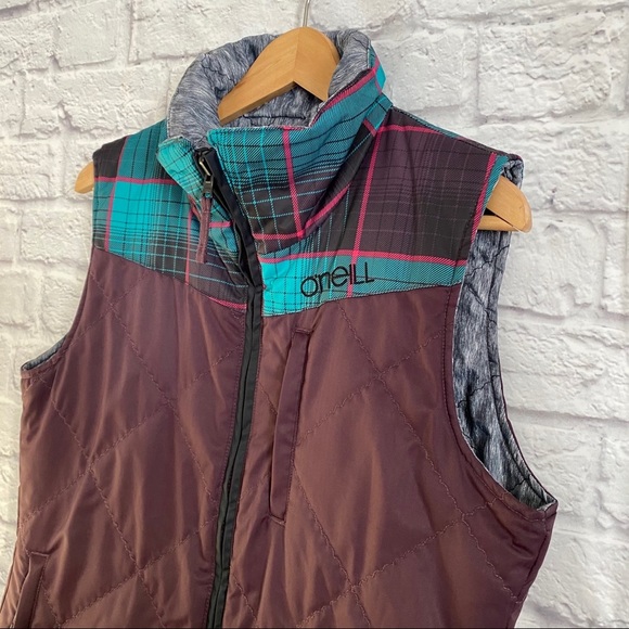 O’NEILL Reversible Padded Zip Up Vest​ - Picture 7 of 10